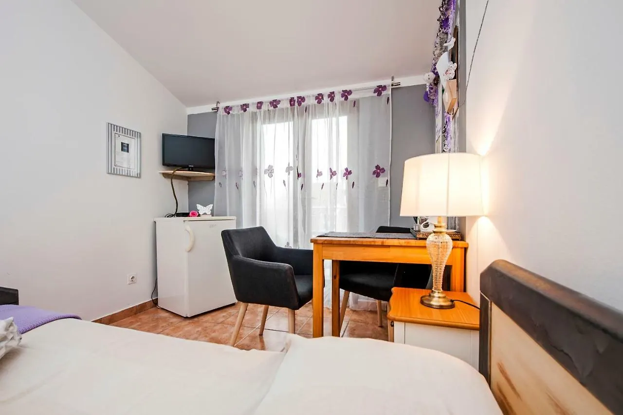 Casa Botin Hotel Rovinj 3*,
